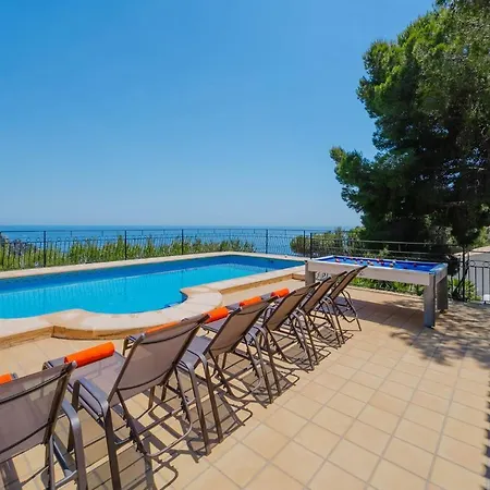 Villa La Marina By *